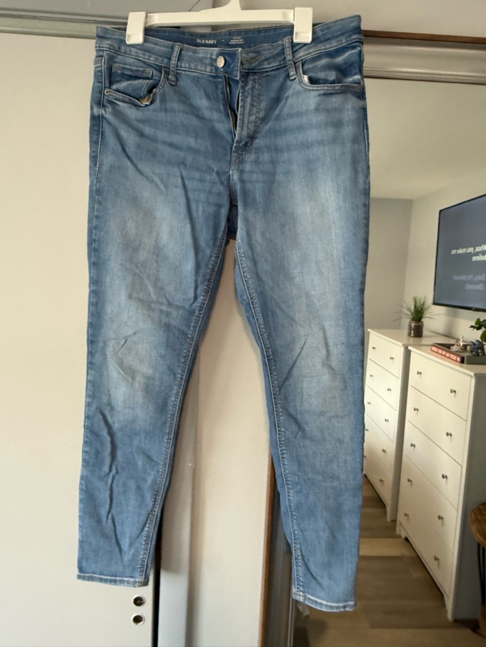 Old Navy Mid-Rise Rockstar Super Skinny Jeans - Light Blue Denim